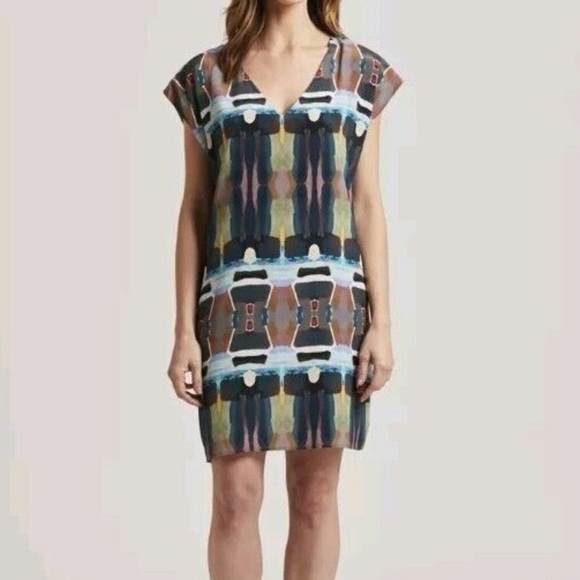 Marie Oliver Colorful Print V Neck Short Sleeve Shift Dress Size S Silk - Picture 10 of 12